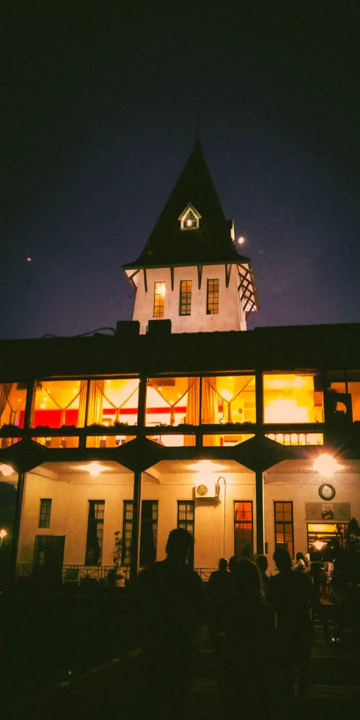 Club de pescadores, noche de los museos